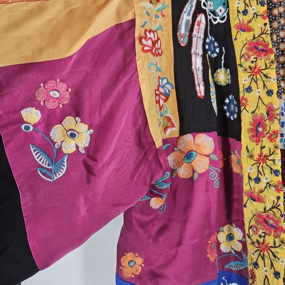 Johnny Was Floral Embroidered Silk Open Front Kimono Cardigan - Picture 6 of 16
